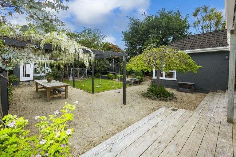 Photo of property in 292 Fergusson Drive, Heretaunga, Upper Hutt, 5018