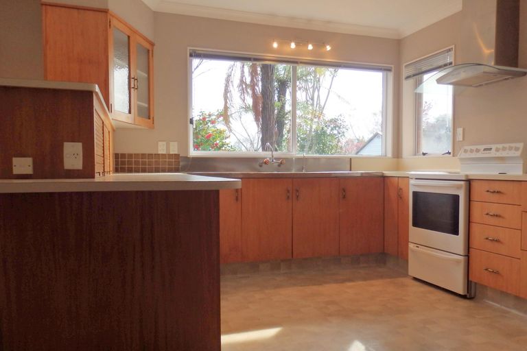 Photo of property in 89 Hall Street, Cambridge, 3434