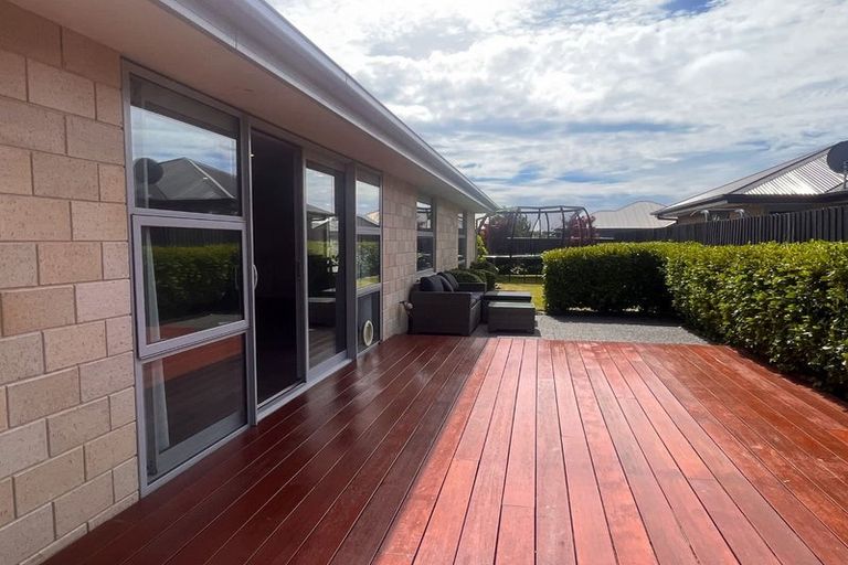 Photo of property in 27 Elba Crescent, Halswell, Christchurch, 8025