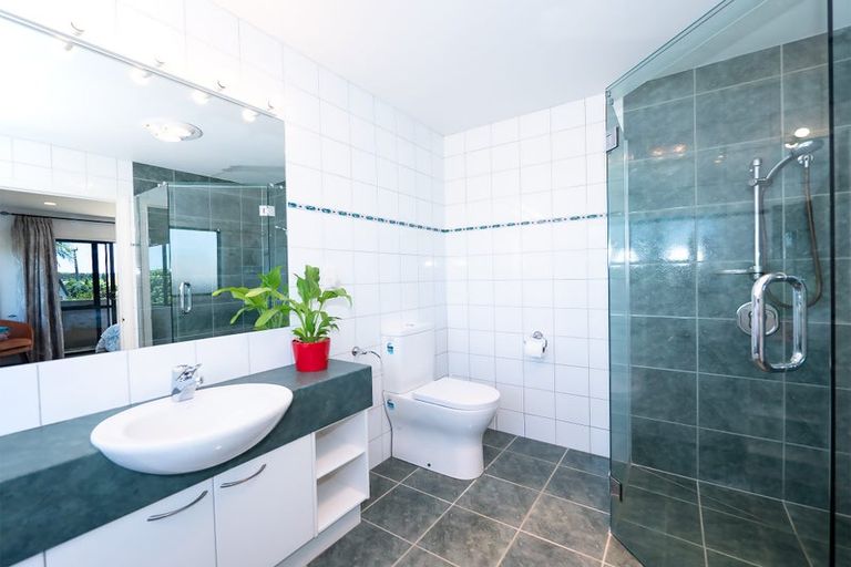 Photo of property in 28 Skudders Beach Road, Kerikeri, 0294