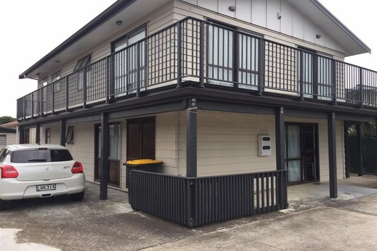 Photo of property in 8 Burbridge Road, Favona, Auckland, 2024