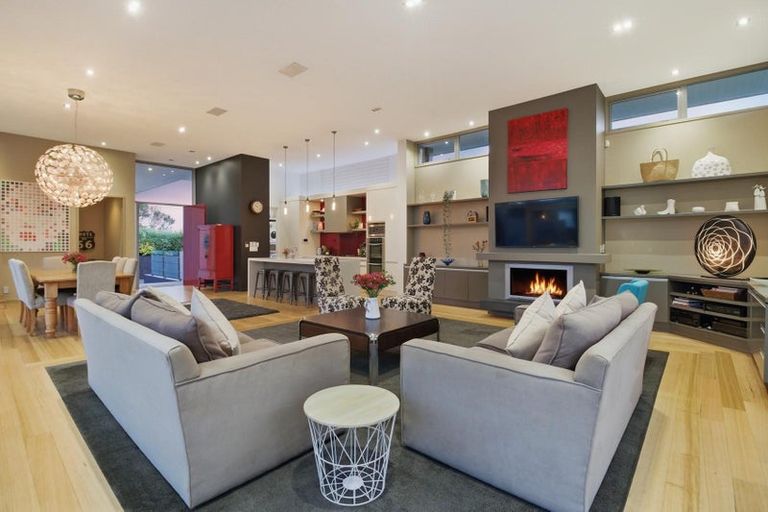 Photo of property in 12 Highlight Parade, Te Atatu South, Auckland, 0610