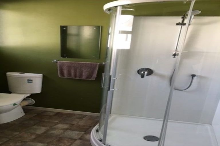 Photo of property in 2 Watson Drive, Paraparaumu Beach, Paraparaumu, 5032