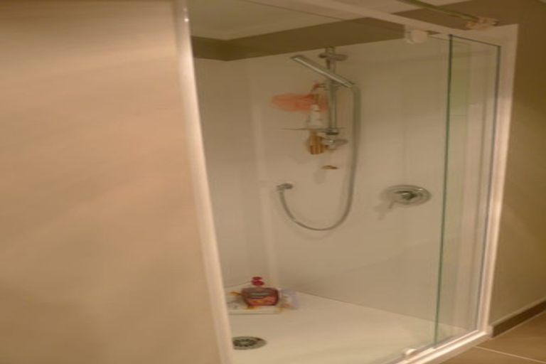 Photo of property in 39 Titiro Moana Road, Korokoro, Lower Hutt, 5012