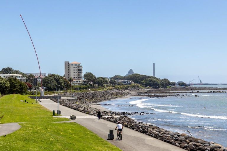 Photo of property in 14/120 Saint Aubyn Street, New Plymouth, 4310