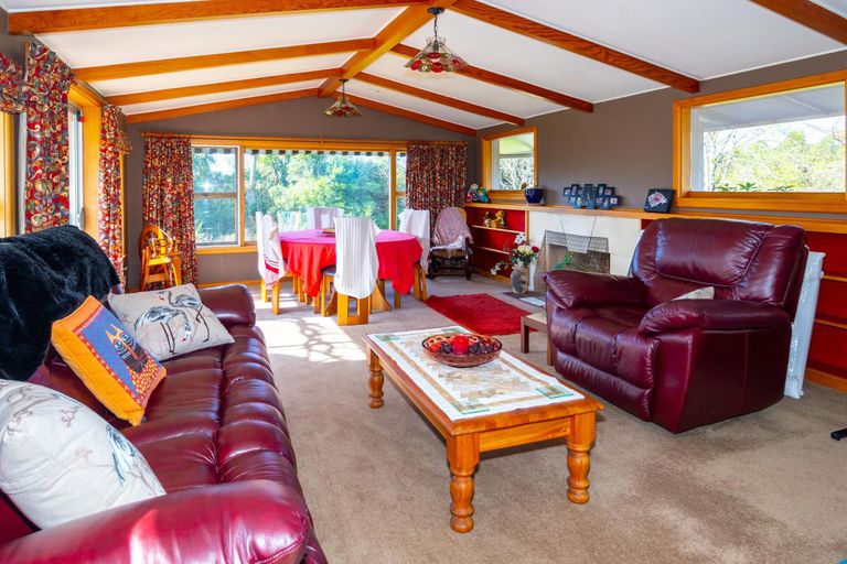 Photo of property in 33 Ribbonwood Road, Geraldine Downs, Geraldine, 7991