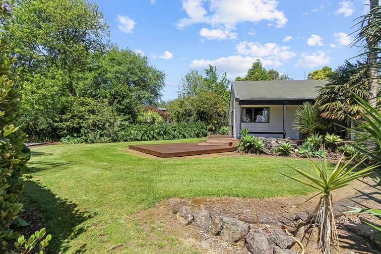 Photo of property in 1304 Glenbrook Road, Glenbrook, Waiuku, 2681