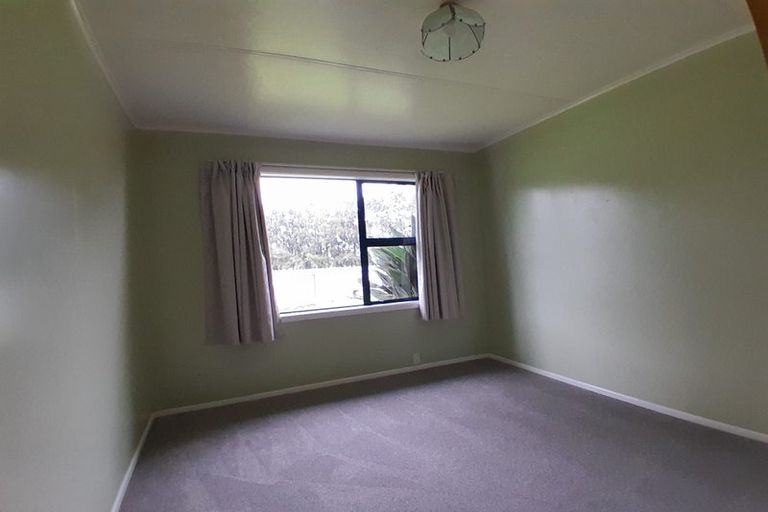 Photo of property in 312 Arapaepae Road South, Levin, 5571