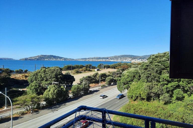 Photo of property in 16/2 Onslow Road, Khandallah, Wellington, 6035