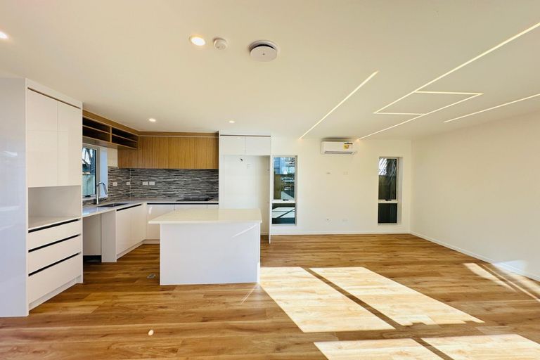 Photo of property in 115b Luke Street East, Otahuhu, Auckland, 1062