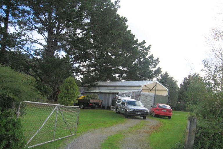 Photo of property in Rosewood Estate, 6 Whitcher Grove, Wainuiomata, 5373