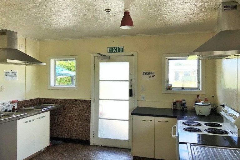 Photo of property in 21 Smiths Avenue, Papakura, 2110