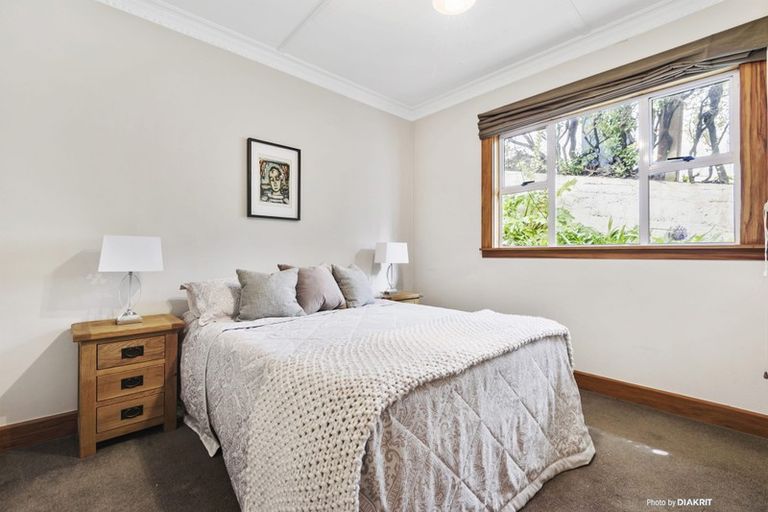 Photo of property in 9 Knoll Street, Island Bay, Wellington, 6023
