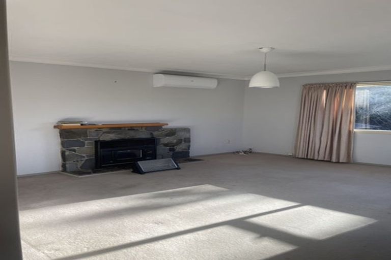 Photo of property in 35 Matipo Road, Mairangi Bay, Auckland, 0630