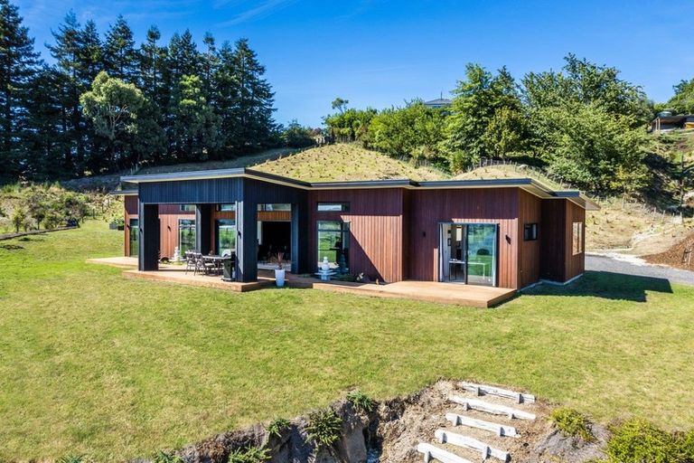 Photo of property in 21 Ramsay Drive, Acacia Bay, Taupo, 3385