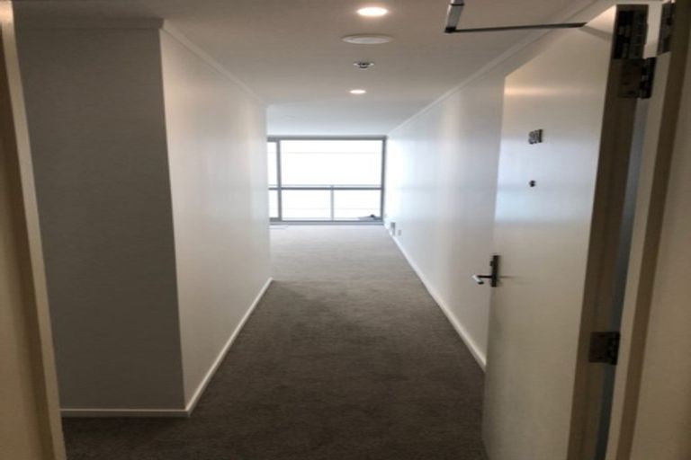 Photo of property in H47 Apartments, 801/47 Hobson Street, Auckland Central, Auckland, 1010