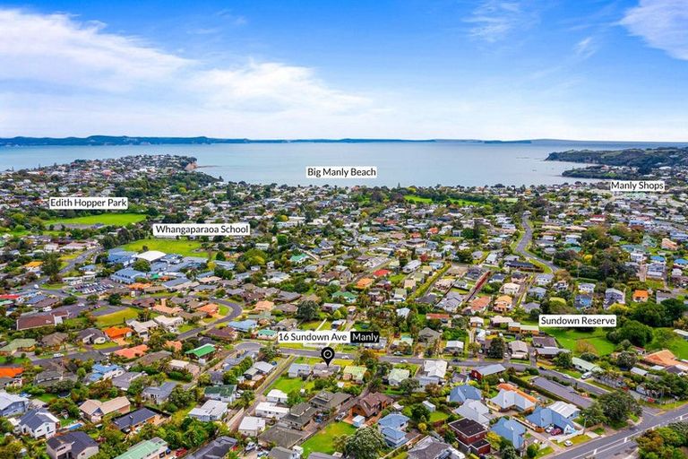 Photo of property in 16 Sundown Avenue, Manly, Whangaparaoa, 0930