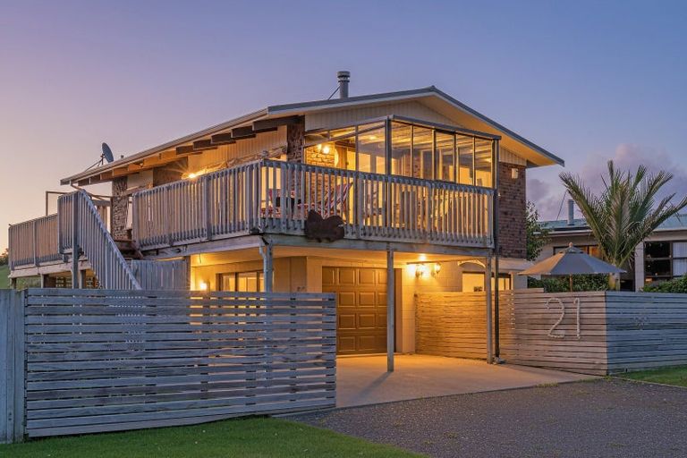 Photo of property in 21 Leah Road, Wharekaho, Whitianga, 3592