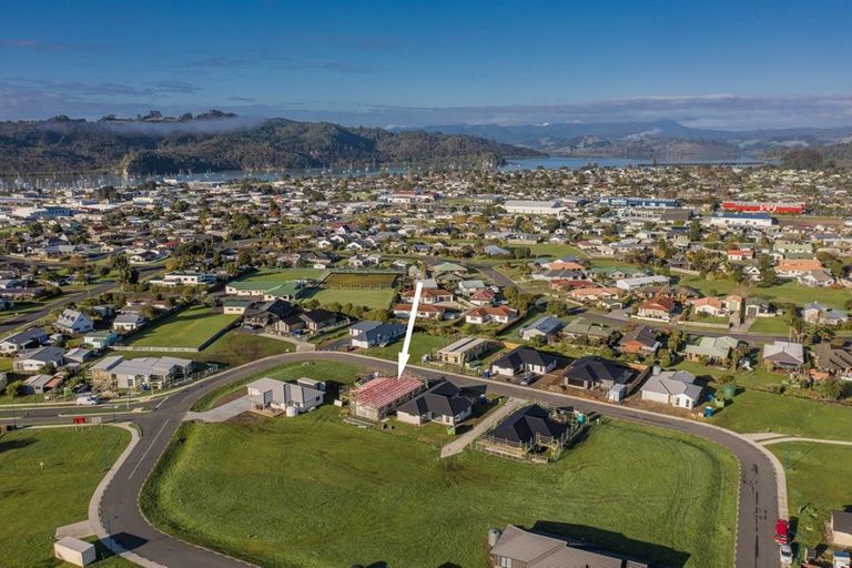 Photo of property in 6 Palm Drive, Whitianga, 3510