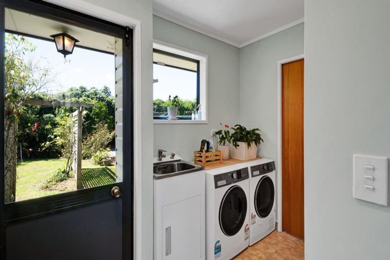 Photo of property in 9 Glanville Road, Stratford, 4332