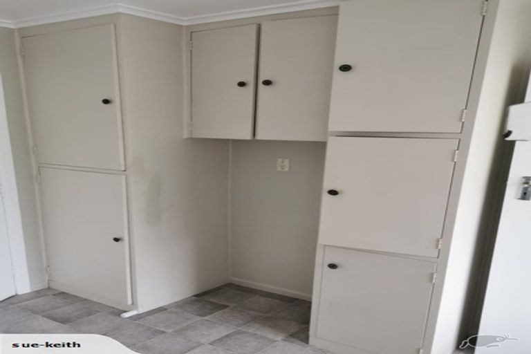 Photo of property in 2/27 Holland Road, Hillcrest, Auckland, 0627