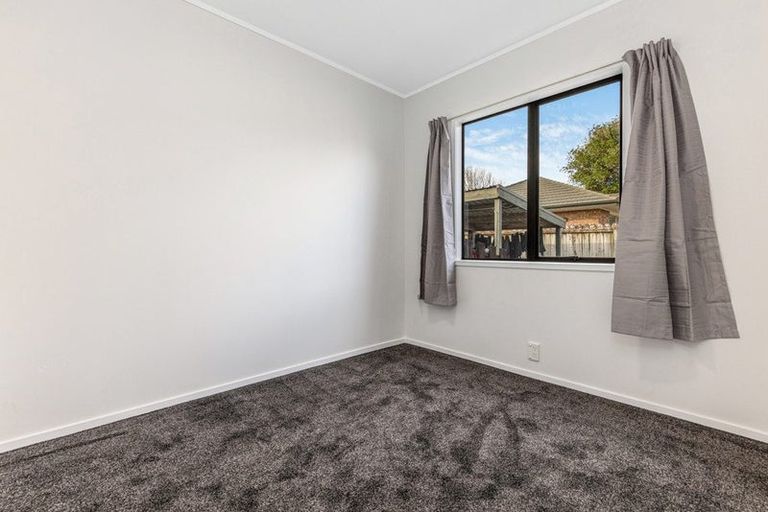 Photo of property in 15 View Road, Waiuku, 2123