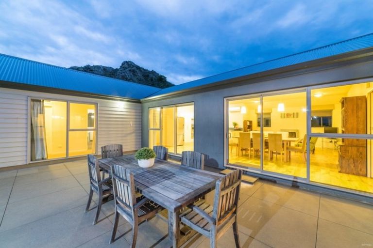 Photo of property in Butel Park, 119 Essex Avenue, Arrowtown, 9302