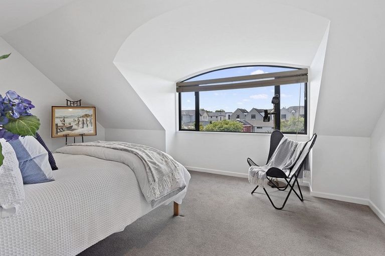 Photo of property in 6 Palazzo Lane, Riccarton, Christchurch, 8011