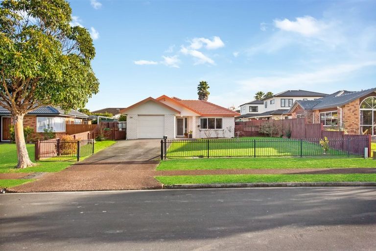 Photo of property in 3 Martin Jugum Lane, Ranui, Auckland, 0612