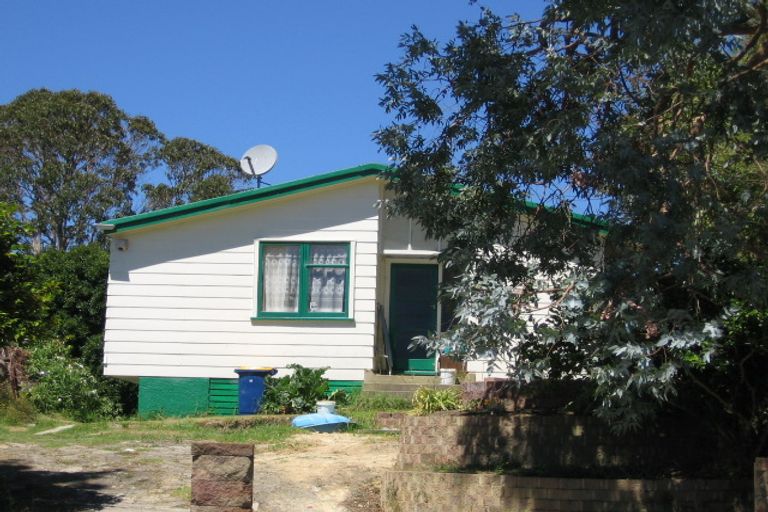 Photo of property in 40 Taurus Crescent, Beach Haven, Auckland, 0626