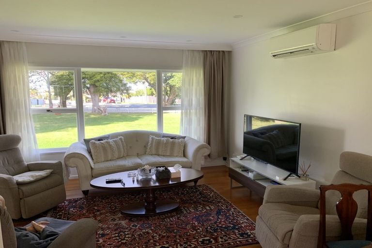 Photo of property in 4112/110 East Coast Road, Forrest Hill, Auckland, 0620