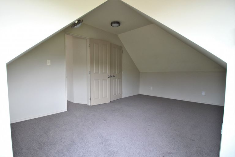 Photo of property in 30 Albert Drive, Clyde, 9330