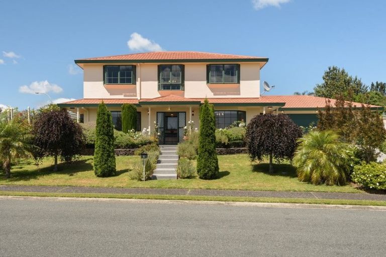Photo of property in 1 Saunders Place, Te Puke, 3119