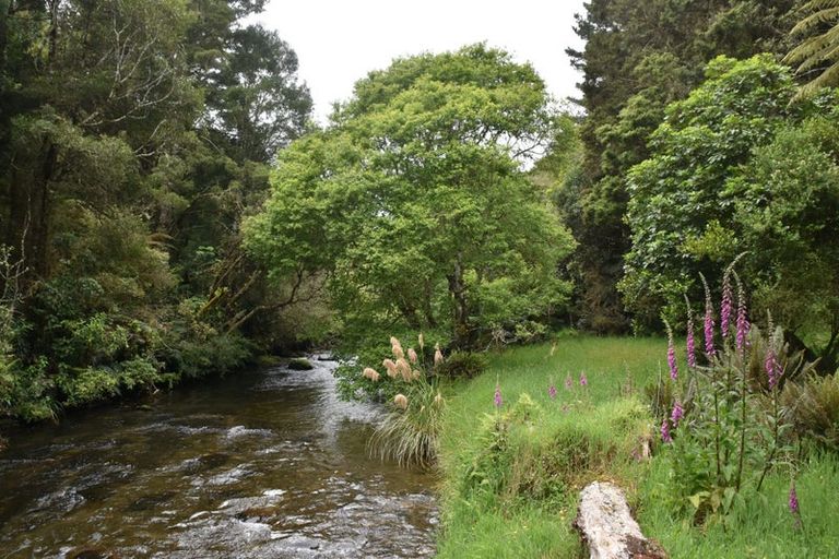 Photo of property in 2005 Ongarue Stream Road, Waimiha, 3998