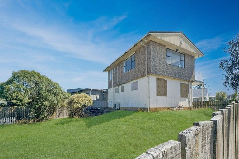 Photo of property in 2 Ocean Beach Street, Foxton Beach, Foxton, 4815