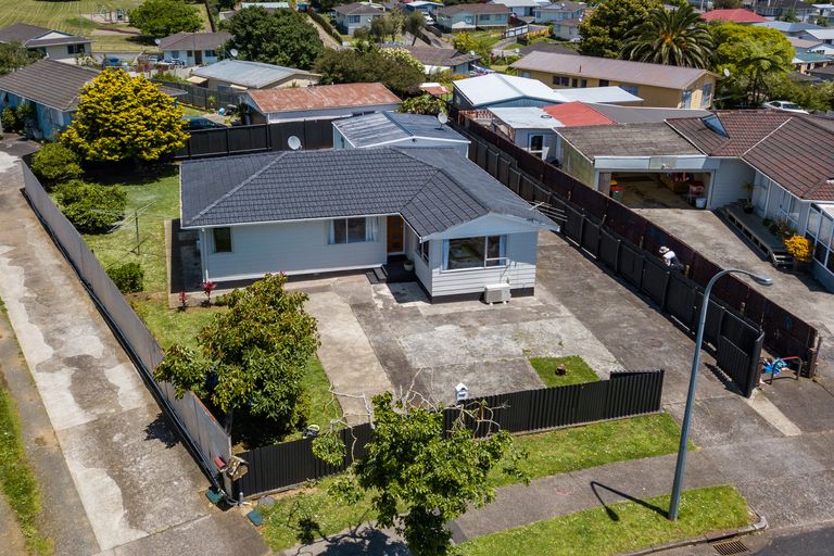 Photo of property in 18 Desmond Place, Otara, Auckland, 2023
