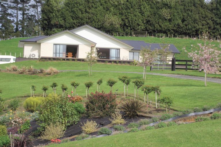 Photo of property in 155 Waitekauri Road, Waikino, Waihi, 3682