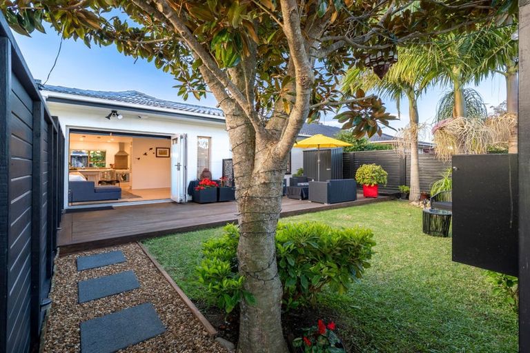 Photo of property in 2b The Circle, Manly, Whangaparaoa, 0930