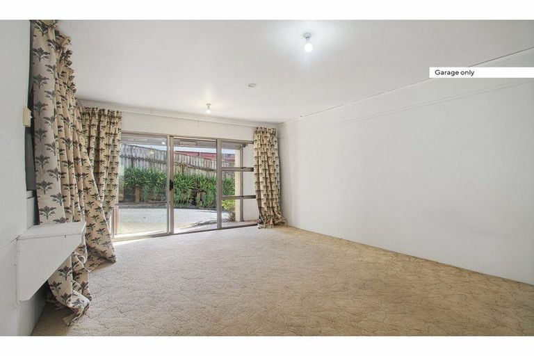 Photo of property in 1/78 Bentley Avenue, Glenfield, Auckland, 0629