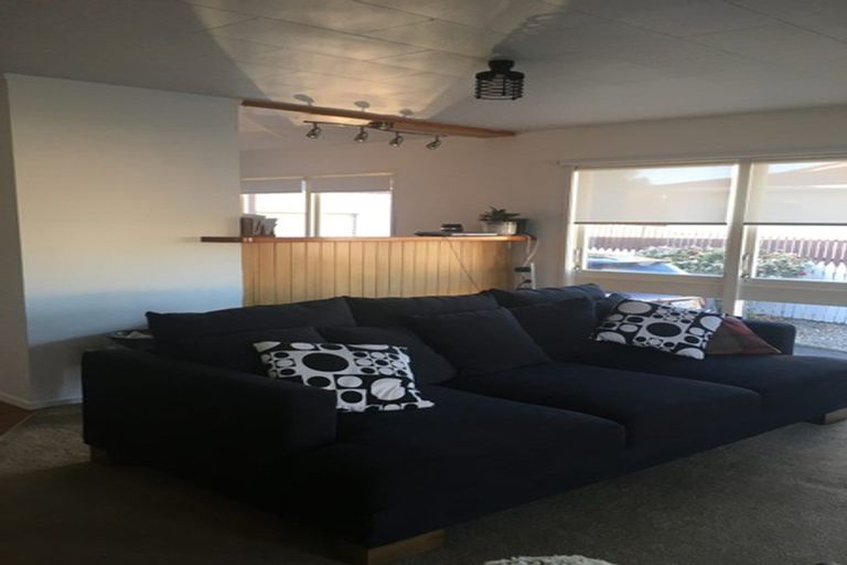 Photo of property in 7 Oleander Place, Bell Block, New Plymouth, 4312