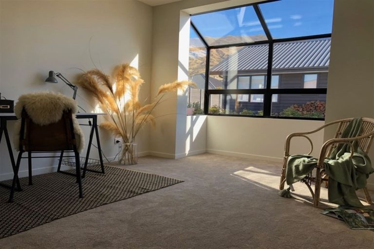 Photo of property in 39 Hyland Street, Wanaka, 9305