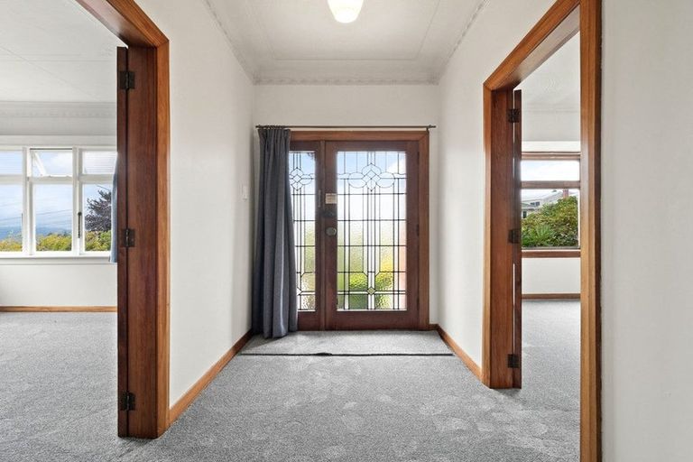 Photo of property in 16 Derwent Street, Helensburgh, Dunedin, 9010