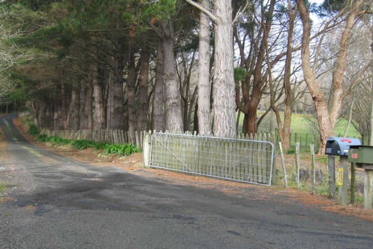 Photo of property in 118 Pahiatua Aokautere Road, Aokautere, Palmerston North, 4471