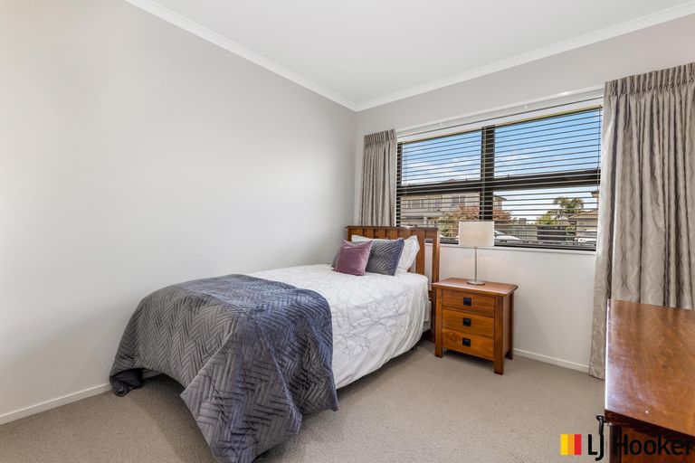 Photo of property in 45 Hadley Wood Drive, Wattle Downs, Auckland, 2103