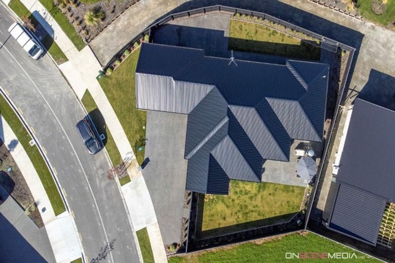 Photo of property in 13 Hotere Street, Rangiora, 7400