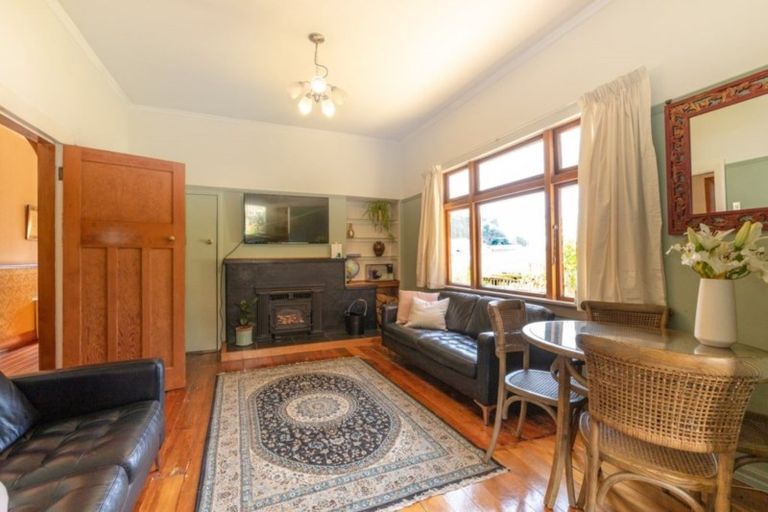 Photo of property in 128 Glen Road, The Glen, Dunedin, 9011