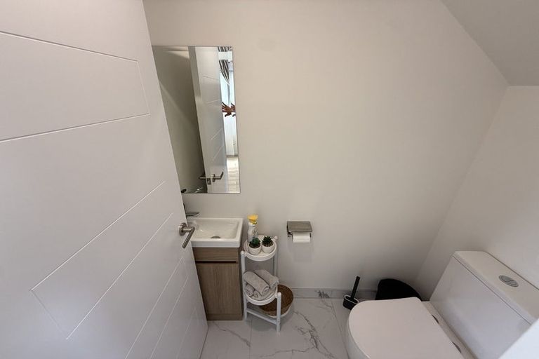 Photo of property in 12/17 Barneys Farm Road, Clendon Park, Auckland, 2103