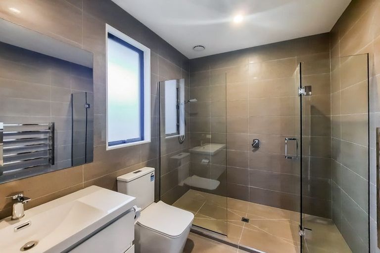 Photo of property in 16 Tara Crescent, Woodend, 7610