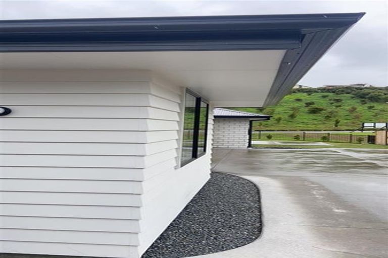 Photo of property in 18 Pakanga Grove, Pyes Pa, Tauranga, 3112
