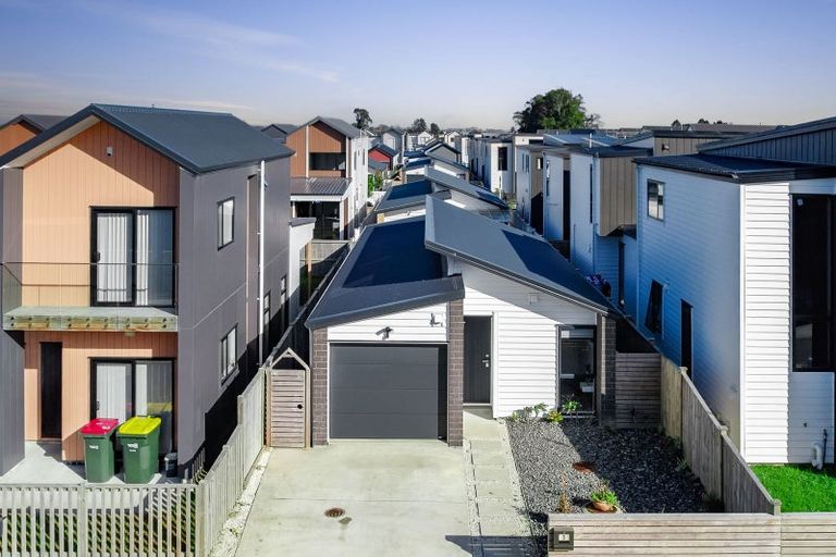 Photo of property in 5 Taiaha Street, Papakura, 2110